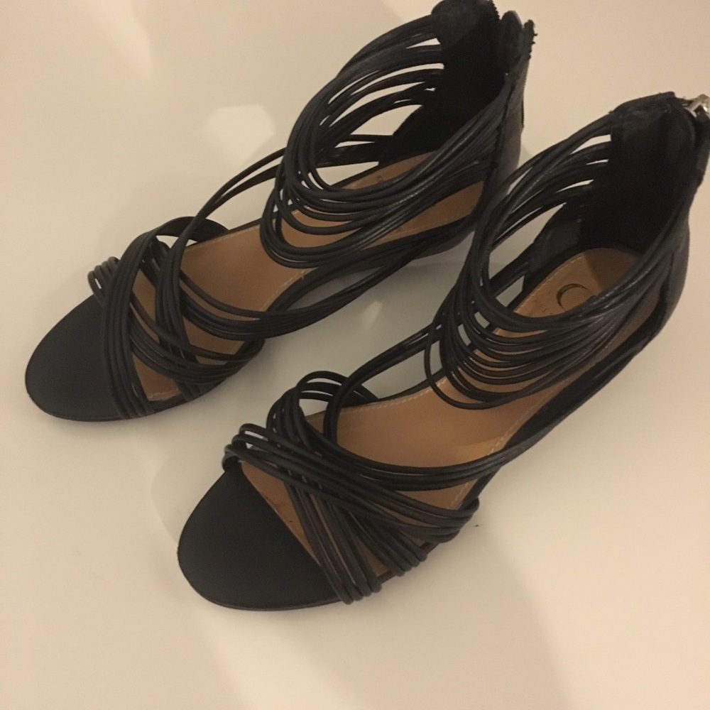 Black sandals